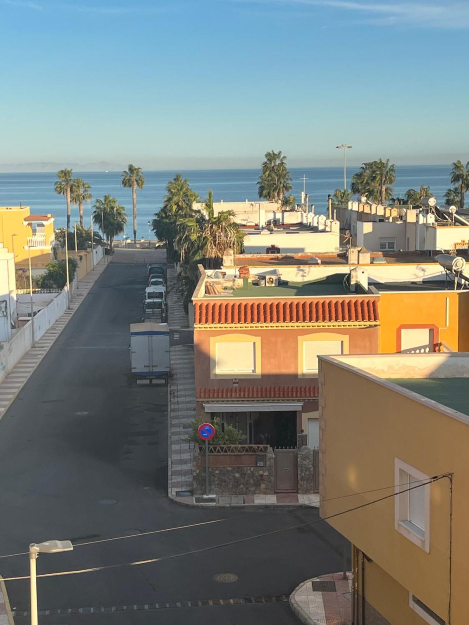 Fantastisches Apartment Am Meer Roquetas de Mar Exterior photo